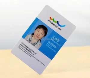 2024 superventas tarjeta de regalo de identificación de estudiante al por mayor diseño personalizado PVC NFC tarjeta de identificación de estudiante con foto impresa