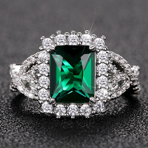 Emerald Color Square Design Ring Elegant Style Finger Ring for Women - Product Image 6