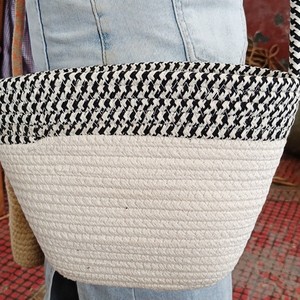 Cross-border new <b>bags</b>, spring and summer princess coin purse, handmade woven children's straw <b>bag</b>, mini mobile phone <b>bag</b>, - Product Image 2