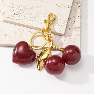 2026 Hot Selling Cute Exquisite Style Love Heart Cherry Pendant Keychain Fashion Charm Accessories Girl Gift Jewelry Wholesale - Product Image 2