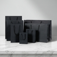 Vente en gros de logos de marque imprimés sur mesure promotion vêtements de luxe cadeau à provisions bijoux sac en papier avec poignée