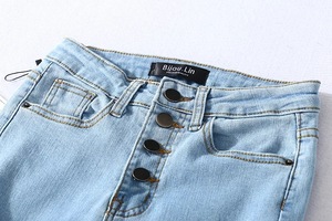 Logo personnalisé Jean brésilien en denim pour femmes, taille haute skinny à boutons - Product Image 6