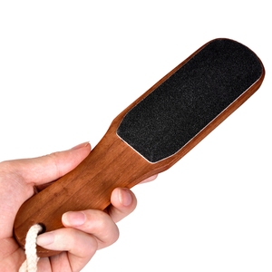 Râpe à pieds double face en bois pour pédicure, éliminateur de peaux mortes et de callosités, pour soins professionnels des pieds - Product Image 5