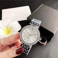 Prix de gros, vente directe d'usine, dernières montres à quartz pour femmes, mode de luxe, cristaux brillants, diamants