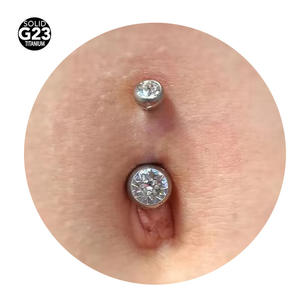 Piercing de nombril pour femme en titane ASTM F136, avec double boule ronde et fermoir à vis, serti de zircone en acier - Product Image 4