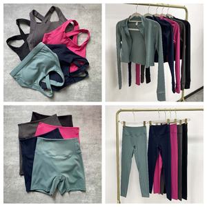 Set Personalizzato da <span class=keywords><strong>Donna</strong></span> per Allenamento in 3 Pezzi, Completo per Yoga e Fitness con Crop Top a Maniche Lunghe e Pantaloni, Abbigliamento da Palestra, Tuta Sportiva - Product Image 4