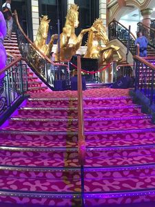 Bande antidérapante étanche en PVC coloré 4 pouces X 35 pieds bande de roulement d'escalier antidérapante en caoutchouc simple face masquant la bande d'avertissement extérieure - Product Image 5