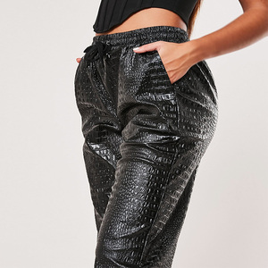 Pantalon Hallen femme décontracté taille haute élastique <span class=keywords><strong>en</strong></span> simili <span class=keywords><strong>cuir</strong></span> pantalon lâche <span class=keywords><strong>en</strong></span> <span class=keywords><strong>cuir</strong></span> crocodile pantalon <span class=keywords><strong>salopette</strong></span> - Product Image 3