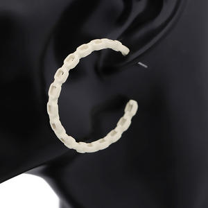 V & R <span class=keywords><strong>de</strong></span> <span class=keywords><strong>Navidad</strong></span> <span class=keywords><strong>de</strong></span> aleación <span class=keywords><strong>de</strong></span> joyería <span class=keywords><strong>de</strong></span> moda chapado en oro <span class=keywords><strong>de</strong></span> revestimiento <span class=keywords><strong>de</strong></span> goma <span class=keywords><strong>de</strong></span> bambú, pendientes <span class=keywords><strong>de</strong></span> aro - Product Image 5