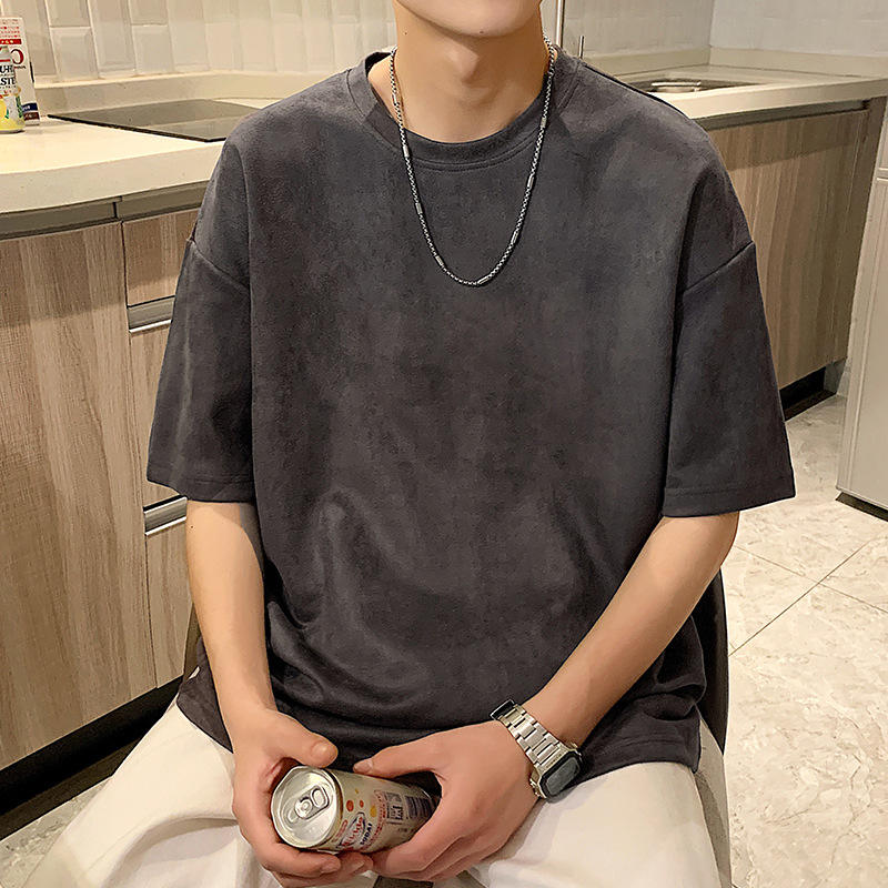 สีเทาเข้ม