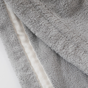 Serviette en polaire corail Kim Ryan 40*80cm, extra épaisse, très absorbante, sans peluches, douce pour le visage - Product Image 4