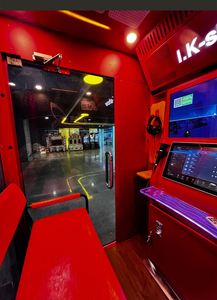 Cabine KTV insonorisée à monnayeur avec écran intelligent, lecteur de musique et machine de chant commerciale pour salles d'arcade - Product Image 6