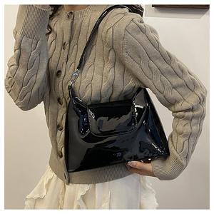 Sac à bandoulière décontracté en cuir verni pour femme, nouvelle collection automne 2025, polyvalent, tendance, exquis et élégant, en polyester - Product Image 3