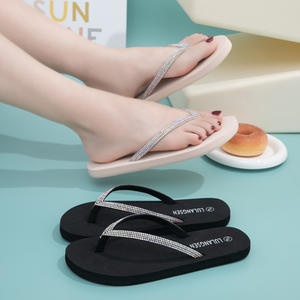 Tendance mode écologique pour femmes <span class=keywords><strong>Jolies</strong></span> <span class=keywords><strong>tongs</strong></span> roses avec des lanières ornées de strass étincelants Glamour décontracté Printemps Été - Product Image 2