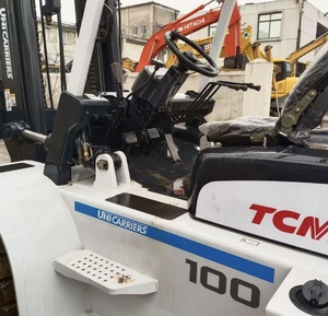 Chariot élévateur d'occasion TCM100, mini chariot élévateur, importation d'origine du Japon, hauteur de levage élevée, chariot élévateur tout-terrain à moteur à combustion interne, certifié CE - Product Image 4