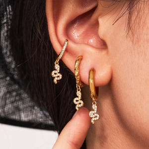 Orecchini di lusso in zircone da donna di fascia alta orecchini pendenti in acciaio inossidabile placcati in oro Non sbiaditi accessori moda all'ingrosso - Product Image 3