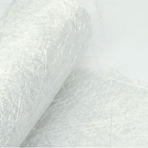 Tapis en fibre de verre perforé 600 g/m² pour cuisson, avec tissu de surface, émulsion, aiguille, laine, couverture, silicone et brins coupés - Product Image 1