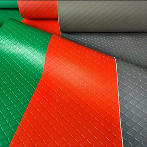 Dalles de sol de <span class=keywords><strong>garage</strong></span> en PVC emboîtables de qualité supérieure, antidérapantes, pour atelier, lavage de voitures, atelier de detailing, directement de l'usine, finition unie - Product Image 1