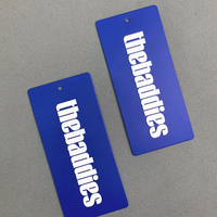 Étiquettes de vêtements de haute qualité, meilleur prix, impression personnalisée du logo, étiquettes de suspension en papier de haute qualité avec cordon en corde pour les vêtements