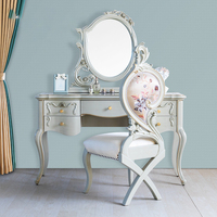 Ensemble de coiffeuse de style français classique avec miroir et chaise, table de maquillage en bois massif sculpté à la main pour une chambre élégante