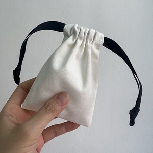 Sac à cordon multi-tonalités sur mesure, petit sachet de présentation, pochette à bijoux pour l'emballage de bijoux en détail - Product Image 2