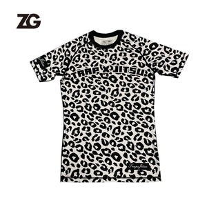 Ropa de Artes Marciales Personalizada con Tu Propio Logo para Hombres, Niños y Mujeres, Rash Guard de BJJ para Grappling/Shorts de Lucha para Boxeo - Product Image 3