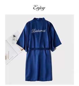 Accappatoio da Sposa con Scritte Nere, <span class=keywords><strong>Pigiama</strong></span> in Raso per Damigelle, Vestaglia Rosa Oro per Ragazze e Donne, Giorno Portafortuna - Product Image 3