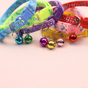 Collar de perro de nailon con estampado de leopardo para cachorros pequeños de moda campana pequeña de color plástico recubierto para gatos - Product Image 5