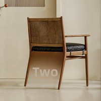 Chaise de salle à manger en bois massif de style médiéval vintage, fauteuil en jute tressé pour la maison, dossier en corde tressée de style designer pour hôtel et restaurant