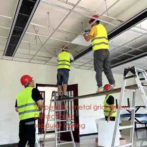 Nrc 0.9 dalles de plafond en fibre de verre à haute acoustique dans le bureau et le cinéma. Plafonds insonorisants carrés usine directe - Product Image 4