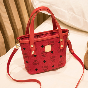 B649441YO Nouveau sac à bandoulière de style rétro avec poignée en cuir PU souple, sac bandoulière léger imprimé. - Product Image 5