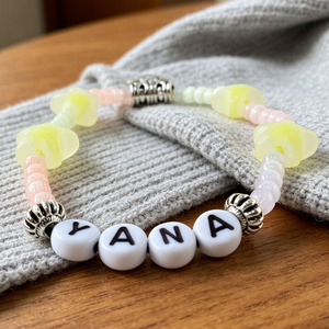 Op maat gemaakte sterrenarmband met schattige pastelkleurige ombre kattenoog kralen en beschermengel hanger voor tienermeisjes, beste vriendin - Product Image 4