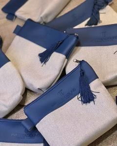 Sac cosmétique en coton et lin PU de haute qualité pour femmes, logo en relief, petit sac de rangement de voyage, logo personnalisé, pochette zippée pour femmes - Product Image 3