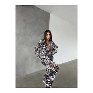 Mono de satén con estampado de leopardo para mujer, manga larga, cintura alta, estilo moderno para la calle, primavera verano - Product Image 4