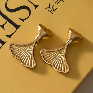 Poignée de meuble en laiton massif en forme de feuille de Ginkgo, pendentif queue de poisson doré pour armoire, placard à chaussures, bouton de bar, quincaillerie de tirage pour cuisine et chambre - Product Image 3