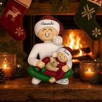 Figura de Resina de Navidad de Padre, Madre y Bebé, Osito de Peluche Abrazando la Rodilla, Sombrero de Santa, Cuna, Adorno Colgante para Árbol, Regalo Conmemorativo