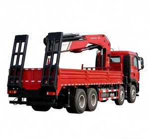 Grue montée sur camion HOWO, grue à échelle, grue à bras articulé - Product Image 5