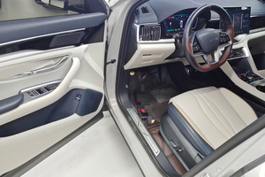 Véhicules d'<span class=keywords><strong>occasion</strong></span> automatiques chinois bon marché 2023, SUV hybride rechargeable électrique de luxe Byd Song Pro DM, voitures d'<span class=keywords><strong>occasion</strong></span> à vendre - Product Image 5