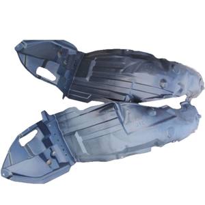 Guardabarros Delanteros de Plástico Negro para Toyota Corolla Altis Edición Medio Oriente 2014, Repuesto Número TY66049 - Product Image 1