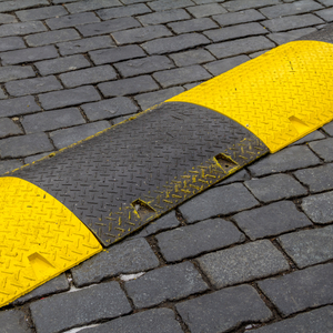 Capacidad de 20 toneladas Reciclado Antideslizante Resistente Sistema de cableado eléctrico visible Power Black Yellow Cable Bridge Eventos al aire libre - Product Image 4