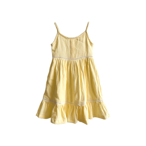 Vestido de tirantes finos de <span class=keywords><strong>gasa</strong></span> orgánica arrugada para niñas, con ribete de encaje amarillo y dobladillo con volantes, ideal para el verano. - Product Image 2