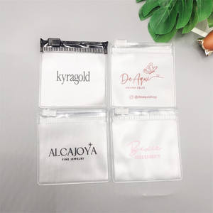 Sacs en plastique givrés personnalisés pour petits bijoux, sacs à fermeture éclair en gros avec logos, mini pochettes à boucles pour boucles d'oreilles - Product Image 6