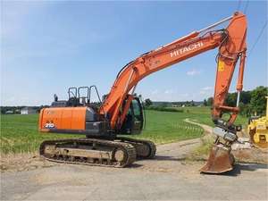 Oferta Especial: Excavadora de Cadenas Hitachi ZX210 de Segunda Mano con Motor Original Japonés, Maquinaria de Ingeniería para Movimiento de Tierras a Bajo Precio - Product Image 4