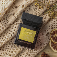 Diffuseur de parfum sans flamme personnalisé pour hôtel de luxe, huile parfumée, bâtonnets en fibre de rotin, flacon en verre, couvercle en bois
