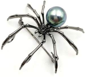 女性のためのファッションビクトリア朝の黒の真珠とマイクロスパイダーブローチ - Product Image 2