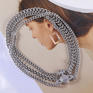 Collar Gargantilla de Tres Capas con Textura Gruesa, Estilo Punk, con Perlas de Bambú y Piedras Naturales, Joyería Europea Americana - Product Image 4