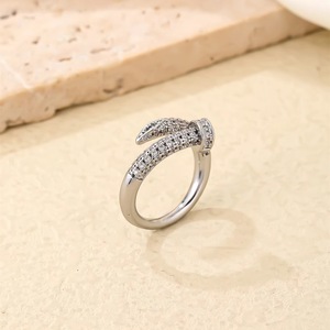 Nieuwe mode Europese en Amerikaanse hiphop <span class=keywords><strong>punk</strong></span> gebogen nageldesign zirkoon vergulde <span class=keywords><strong>ring</strong></span> voor zowel mannen als vrouwen - Product Image 3