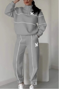 Women's Leisure Sports Two-Piece Suit <strong>Long</strong> <strong>Sleeve</strong> <strong>Vests</strong> with Hot Painting Letters and Zipper Hot Pants