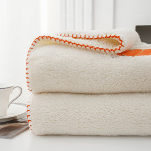 Cobertor de Lã Sherpa com Bordado de Abóbora para Outono, Super Macio, Aconchegante, Quente, Suave, Respirável e Leve para Cama e Sofá - Product Image 5