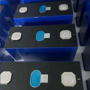 Baterías de Iones de Litio Prismáticas de Alto Rendimiento de 3.2v 200ah y 6000 Ciclos, Más Vendidas, para Sistemas de Energía Solar Doméstica 6000 C - Product Image 5